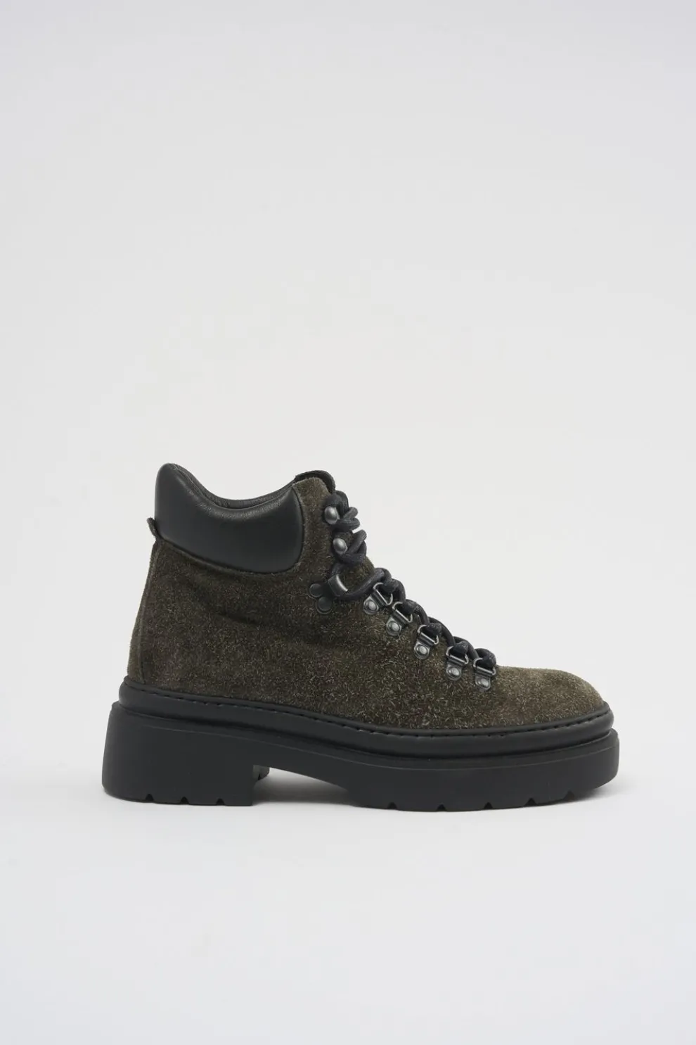 Cph262 Destructed Suede